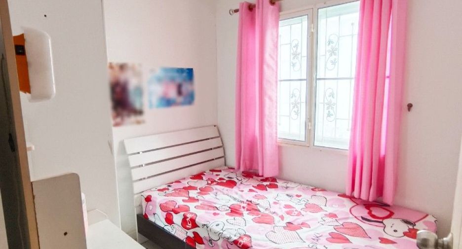 For sale 3 bedrooms townhouse in Phra Samut Chedi, Samut Prakan