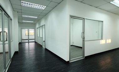 Oficina en venta de 23 habitaciones en Bang Khen, Bangkok