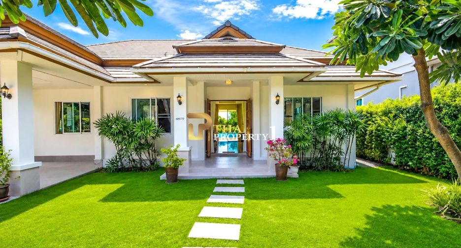 For sale 3 bedrooms villa in Hua Hin, Prachuap Khiri Khan