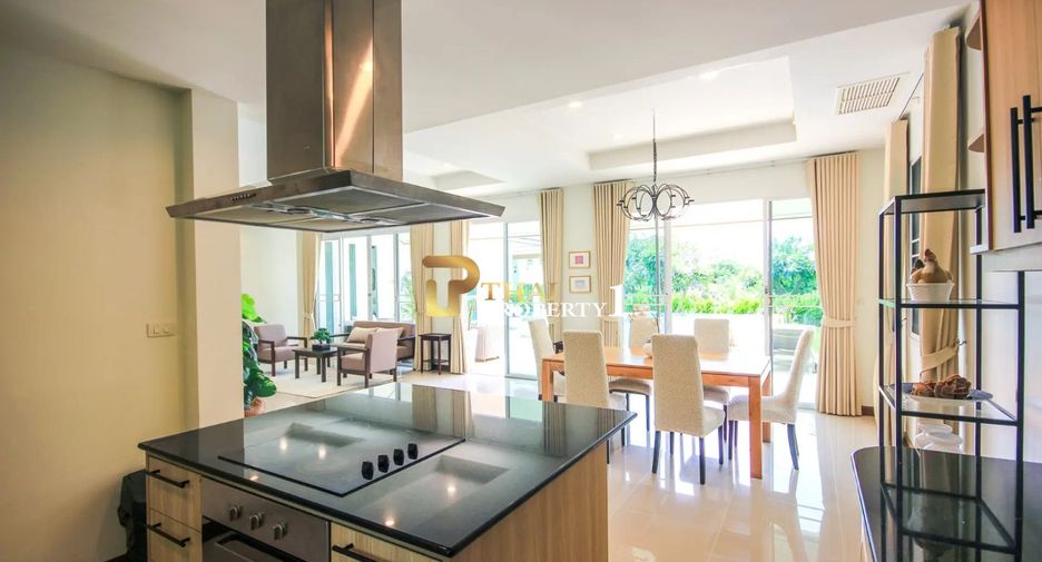 For sale 3 bedrooms villa in Hua Hin, Prachuap Khiri Khan