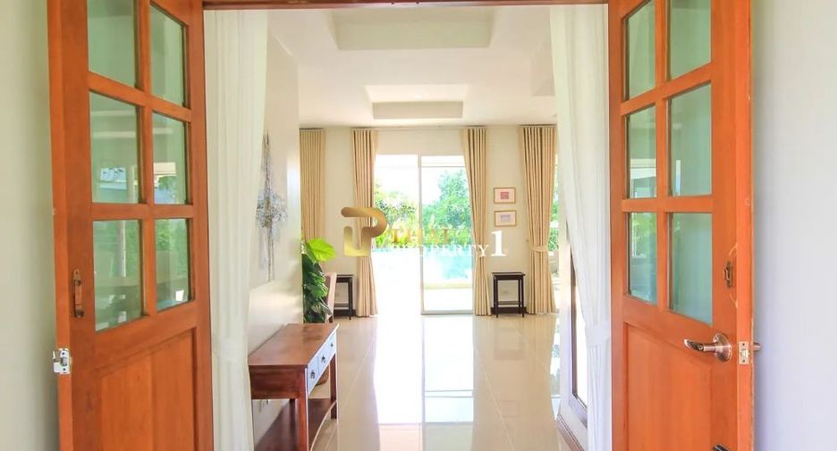 For sale 3 bedrooms villa in Hua Hin, Prachuap Khiri Khan