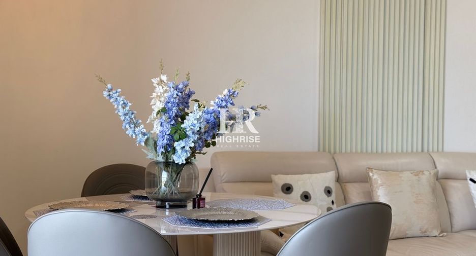 For rent 2 bedrooms condo in Bang Lamung, Chonburi