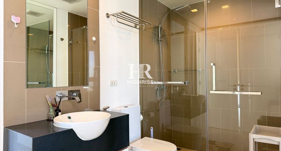 For rent 2 bedrooms condo in Bang Lamung, Chonburi