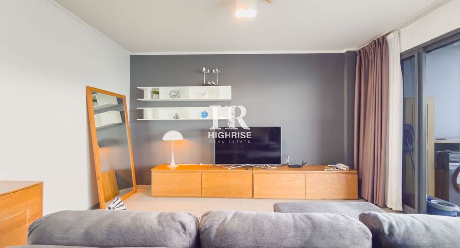 For rent 2 bedrooms condo in Bang Lamung, Chonburi