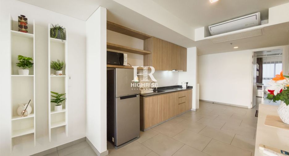 For rent 2 bedrooms condo in Bang Lamung, Chonburi