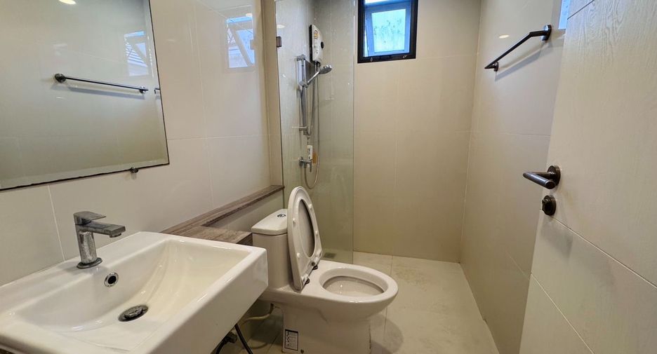For rent 3 ベッドルーム house in Bang Lamung, Chonburi