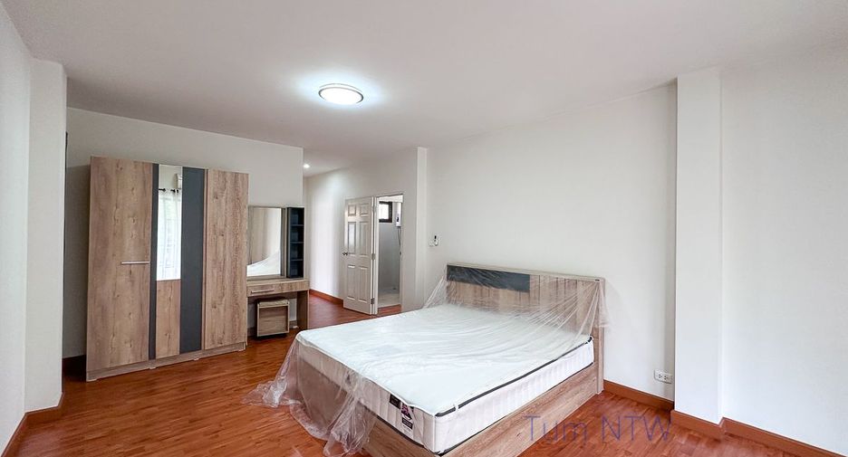 For rent 3 bedrooms house in Hang Dong, Chiang Mai