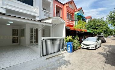 Reihenhaus zum Kauf mit 3 Zimmer in Bang Sao Thong, Samut Prakan