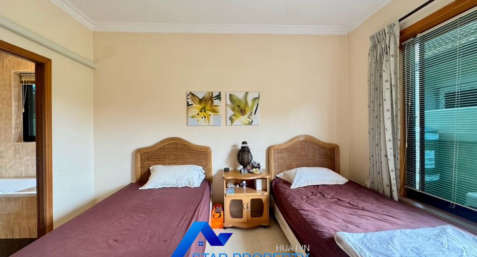 For sale 3 bedrooms villa in Hua Hin, Prachuap Khiri Khan