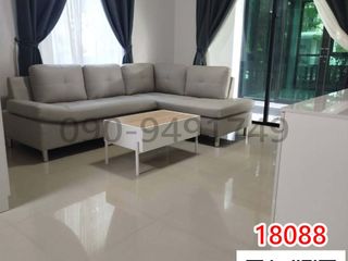 Casa en alquiler de 5 habitaciones en Lam Luk Ka, Pathum Thani