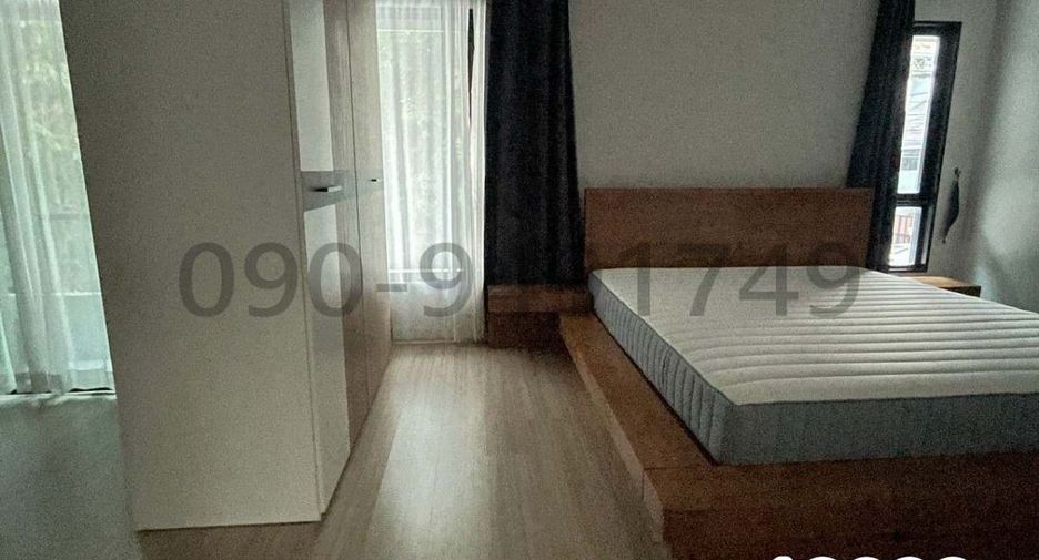Casa en alquiler de 5 habitaciones en Lam Luk Ka, Pathum Thani