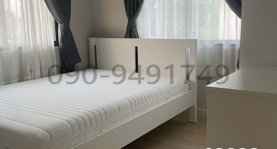 Casa en alquiler de 5 habitaciones en Lam Luk Ka, Pathum Thani