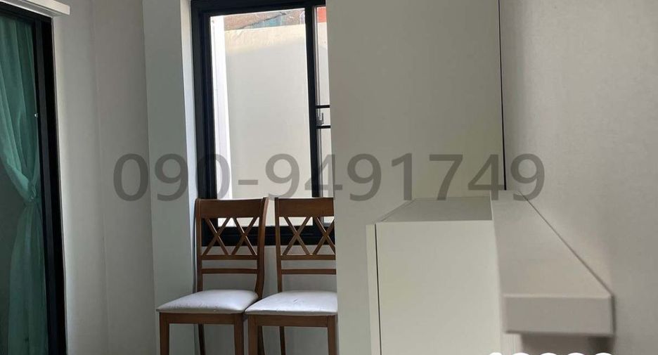 Casa en alquiler de 5 habitaciones en Lam Luk Ka, Pathum Thani