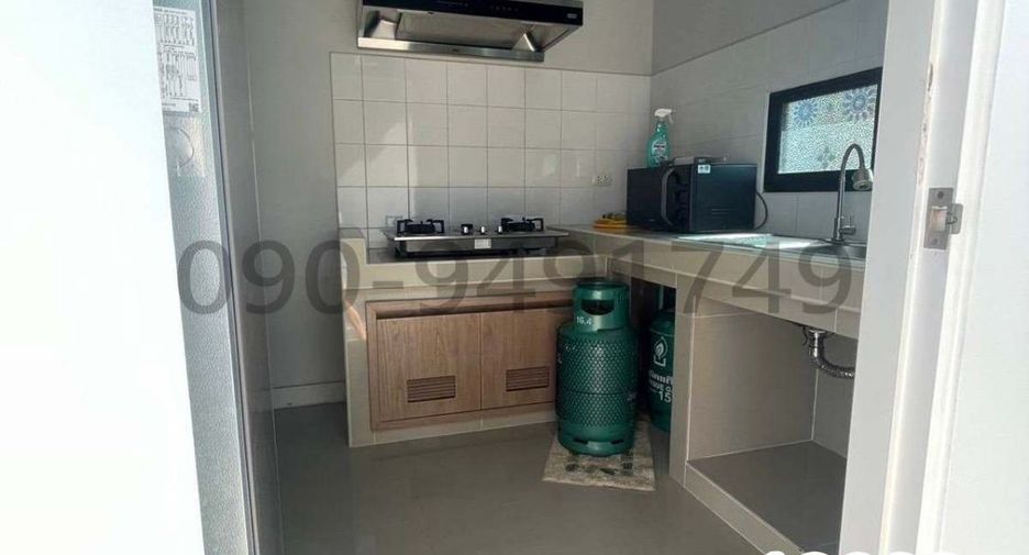 Casa en alquiler de 5 habitaciones en Lam Luk Ka, Pathum Thani