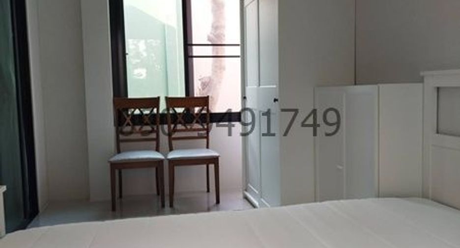 Casa en alquiler de 5 habitaciones en Lam Luk Ka, Pathum Thani