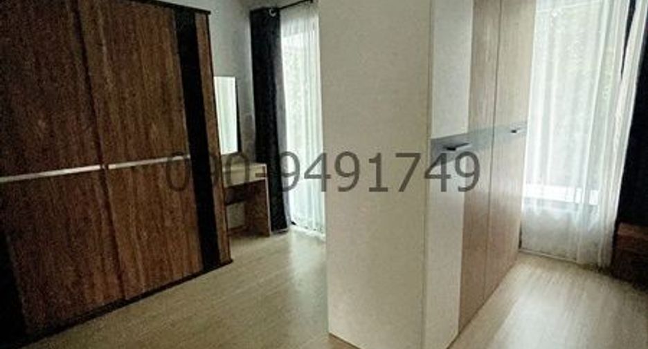 Casa en alquiler de 5 habitaciones en Lam Luk Ka, Pathum Thani