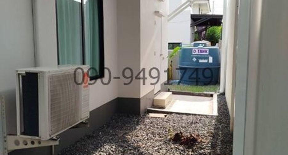 Casa en alquiler de 5 habitaciones en Lam Luk Ka, Pathum Thani