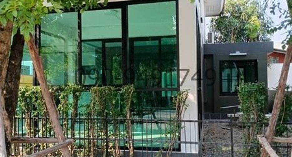 Casa en alquiler de 5 habitaciones en Lam Luk Ka, Pathum Thani