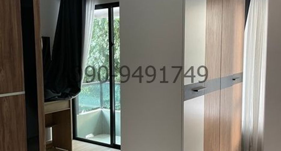 Casa en alquiler de 5 habitaciones en Lam Luk Ka, Pathum Thani