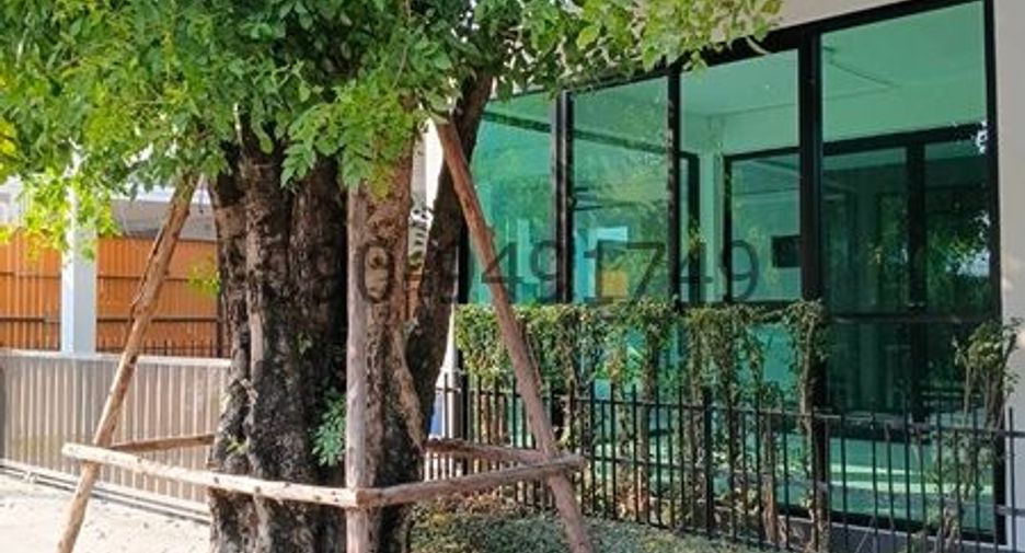 Casa en alquiler de 5 habitaciones en Lam Luk Ka, Pathum Thani