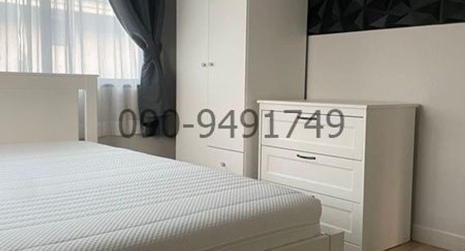 Casa en alquiler de 5 habitaciones en Lam Luk Ka, Pathum Thani