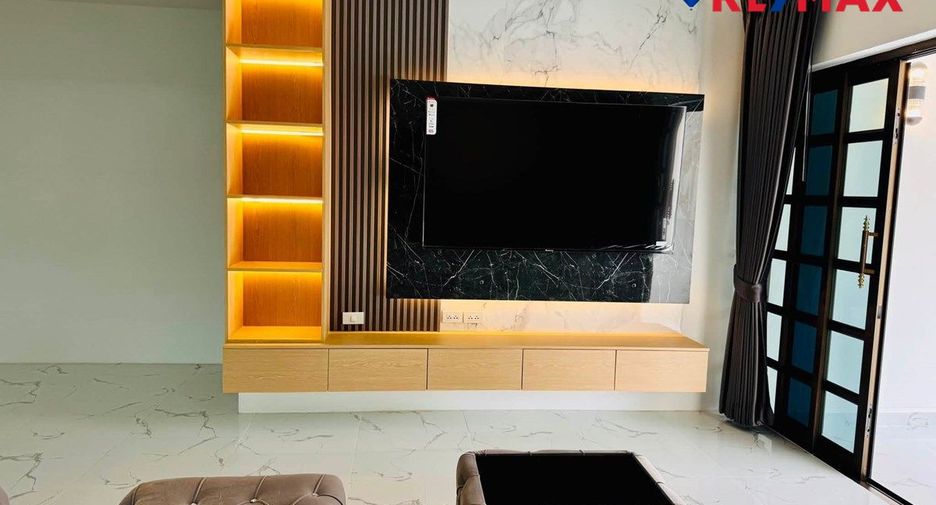 For sale 3 bedrooms house in Bang Lamung, Chonburi