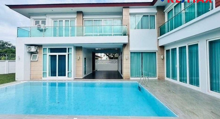 Casa en venta de 5 habitaciones en Bang Lamung, Chonburi