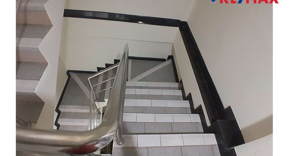 For sale 13 ベッドルーム condo in Bang Lamung, Chonburi