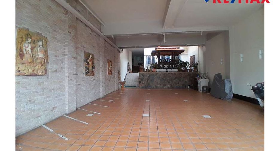 For sale 13 ベッドルーム condo in Bang Lamung, Chonburi