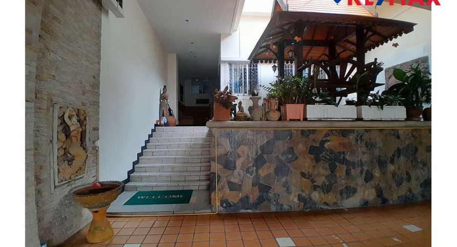 For sale 13 ベッドルーム condo in Bang Lamung, Chonburi