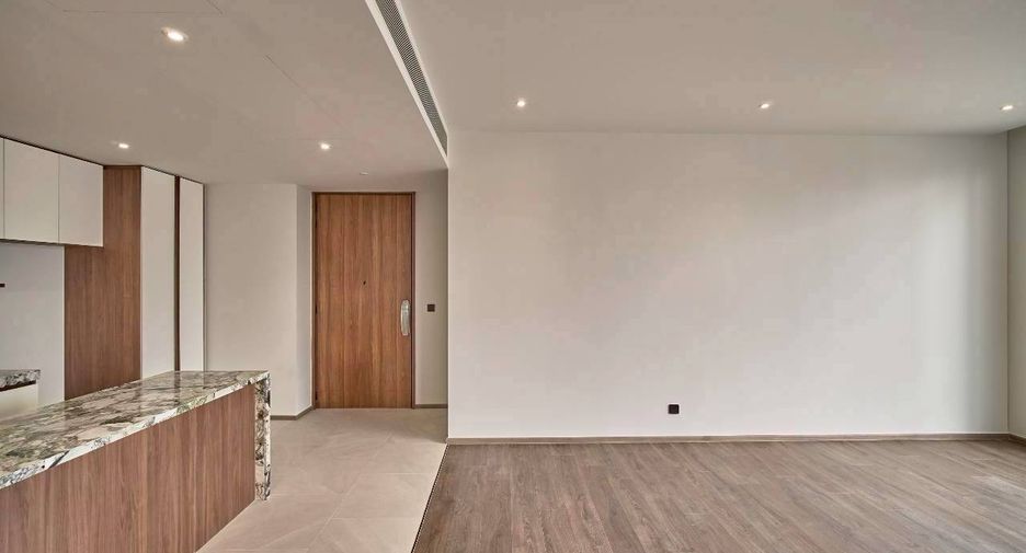 For sale 2 bedrooms condo in Sathon, Bangkok