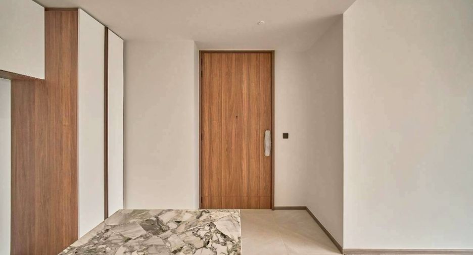 For sale 2 bedrooms condo in Sathon, Bangkok
