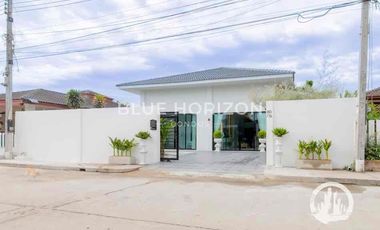 For sale 3 bedrooms villa in Bang Lamung, Chonburi