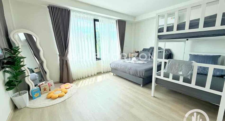 For sale 4 bedrooms villa in Bang Lamung, Chonburi