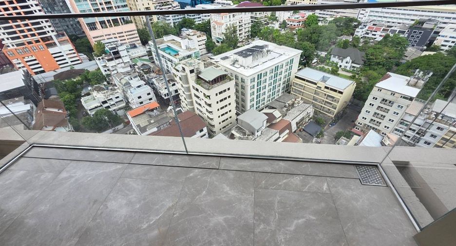 For rent and for sale 2 bedrooms condo in Bang Rak, Bangkok