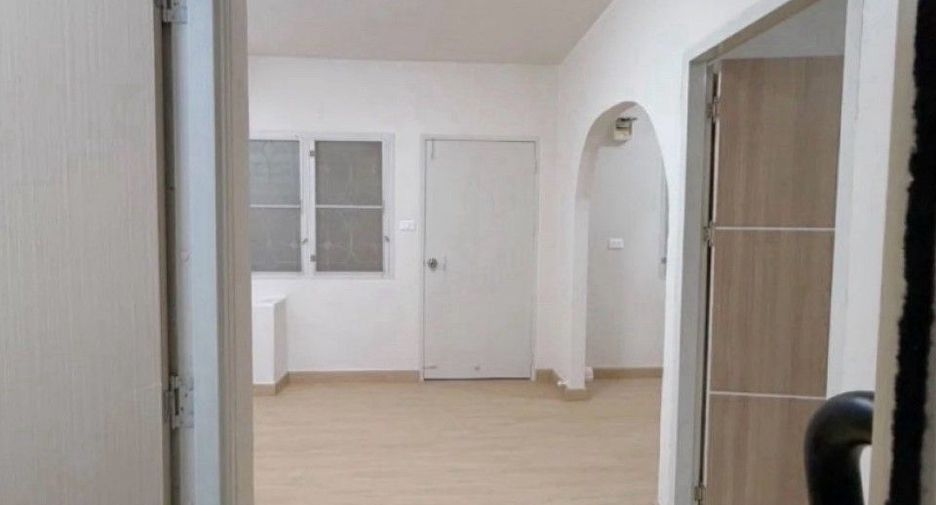 For sale 1 bed condo in Bang Sao Thong, Samut Prakan