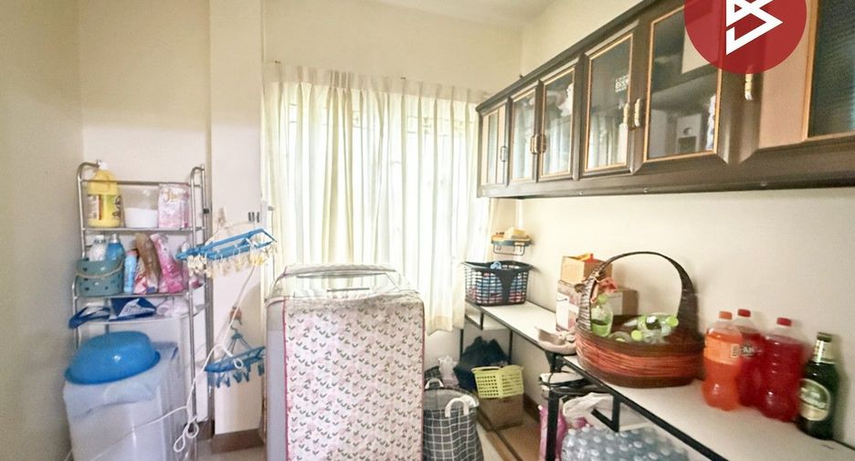 For sale 3 ベッドルーム house in Ban Bueng, Chonburi
