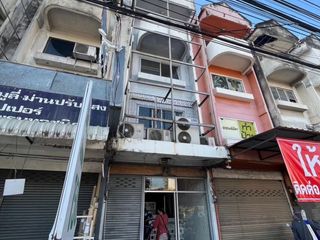 For sale 3 bedrooms retail Space in Mueang Chiang Mai, Chiang Mai