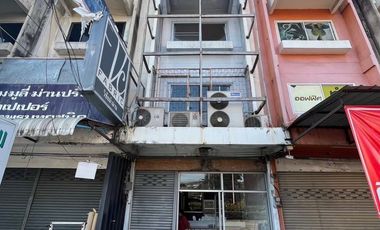 For sale 3 bedrooms retail Space in Mueang Chiang Mai, Chiang Mai