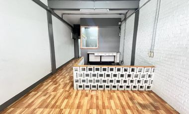 For sale 3 bedrooms retail Space in Mueang Chiang Mai, Chiang Mai