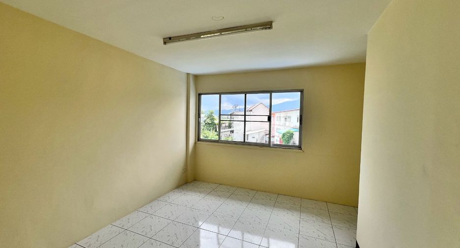 For sale 3 bedrooms retail Space in Mueang Chiang Mai, Chiang Mai