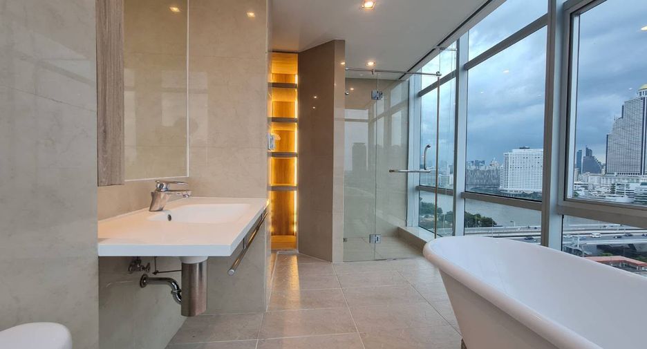 Condo en alquiler de 1 habitaciones en Sathon, Bangkok