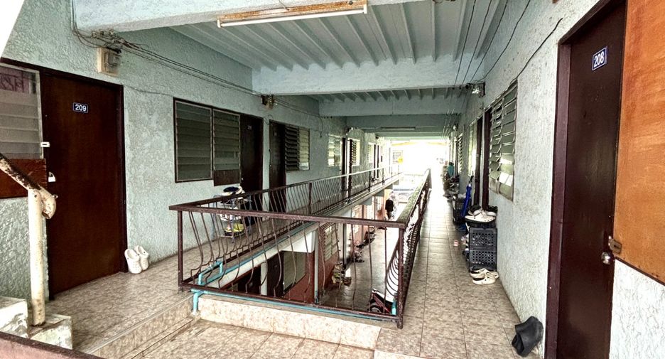 For sale 91 bedrooms retail Space in Bang Lamung, Chonburi
