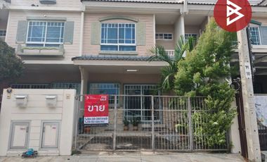 Casa adosada en venta de 3 habitaciones en Bang Bo, Samut Prakan