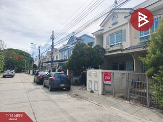 Casa adosada en venta de 3 habitaciones en Bang Bo, Samut Prakan