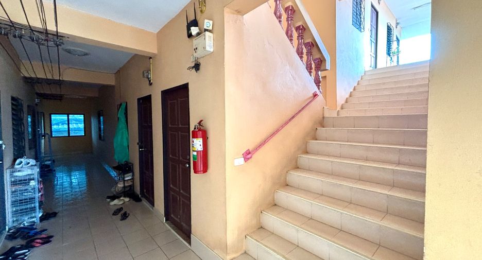 For sale 24 bedrooms retail Space in Bang Lamung, Chonburi