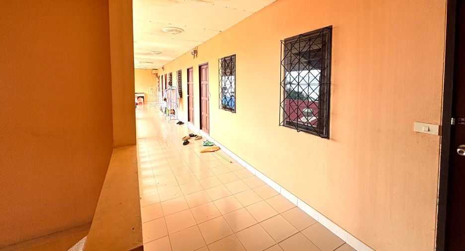 For sale 24 bedrooms retail Space in Bang Lamung, Chonburi