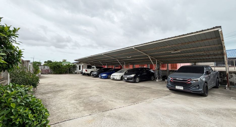 For sale 24 bedrooms retail Space in Bang Lamung, Chonburi