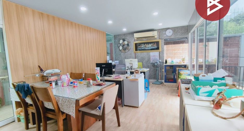 For sale 4 bedrooms house in Bang Phli, Samut Prakan