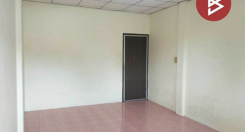 For sale 23 bedrooms apartment in Si Racha, Chonburi